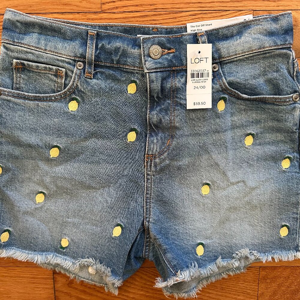 NWT LOFT Women's The Cut Off Short - Size 24, High Rise, Lemon Embroidered